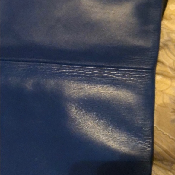 Gorgeous rich blue Saint Laurent clutch - Picture 8 of 9